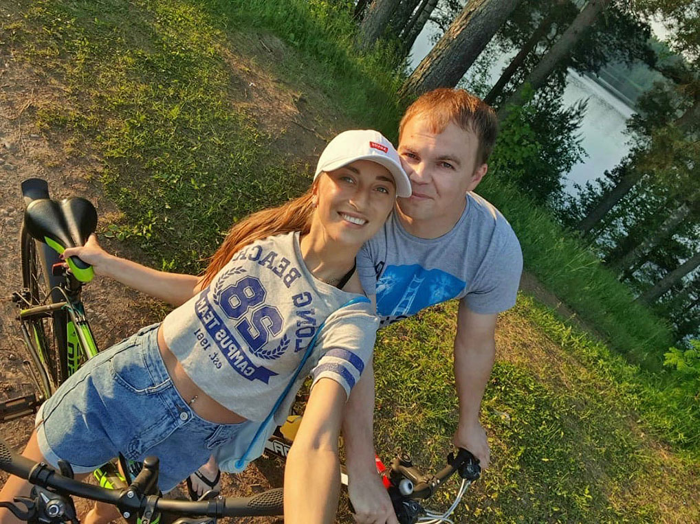 Артем и Екатерина Королевы.  “Летние велопрогулки”. 