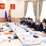 Губернатор Игорь Руденя поставил перед областными ведомствами задачи в сферах ЖКХ, транспорта и здравоохранения