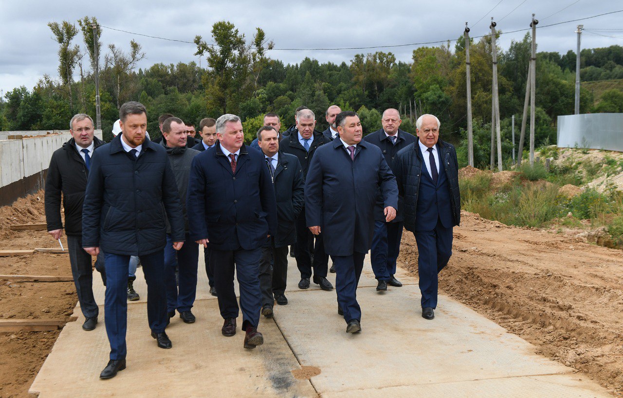 Игорь Руденя ознакомился с ходом строительства комплекса подготовки питьевой воды в Ржеве